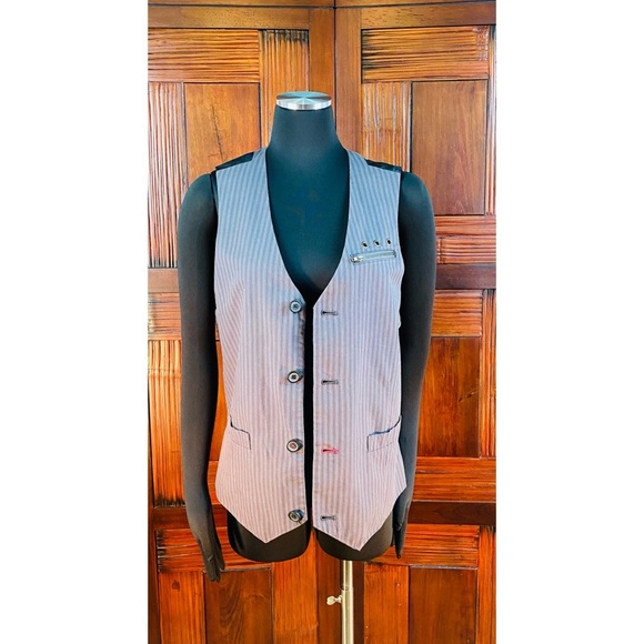 Tranquility Mayhem Vest - Picture 4 of 7